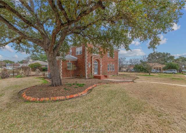 Property at 700 E 32nd St, Bryan, TX 77803, 4 beds, 2 baths