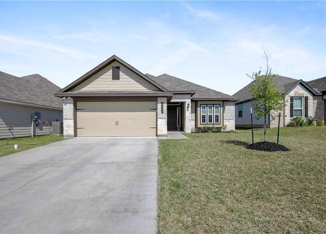 Property at 1320 Kingsgate Dr, Bryan, TX 77807, 3 beds, 2 baths