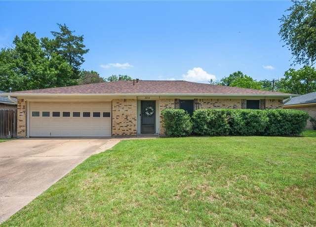 Property at 3204 Bonham Dr, Bryan, TX 77803, 3 beds, 2 baths