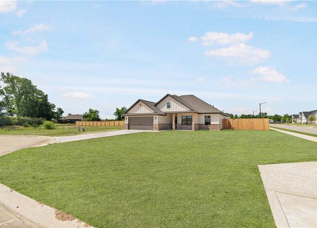 Property at 2105 Joppi Ct, Bryan, TX 77807, 3 beds, 2 baths