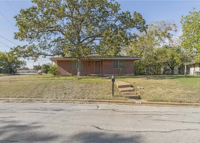 Property at 2014 Elmwood Dr, Bryan, TX 77802, 3 beds, 1 bath