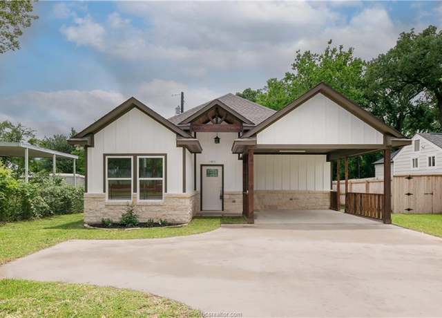 Property at 1411 E William J Bryan Pkwy, Bryan, TX 77803, 3 beds, 2 baths