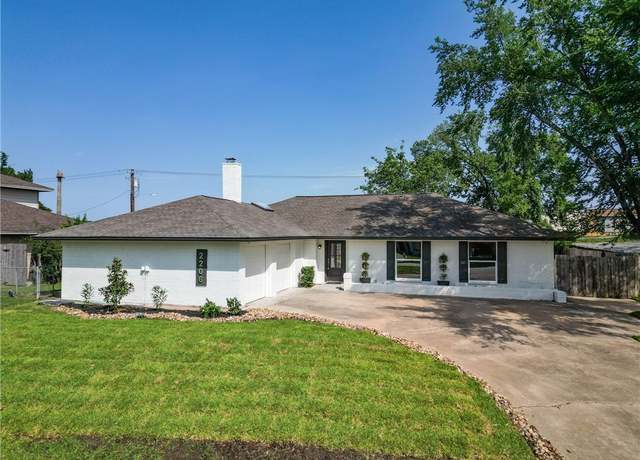 Property at 2206 Quail Hollow Dr, Bryan, TX 77802, 4 beds, 2 baths