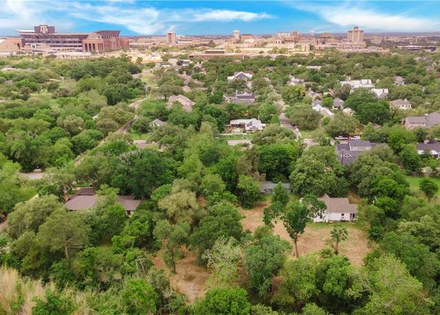 Property at 400 Suffolk Ave, College Station, TX 77840, 3 beds, 1 bath