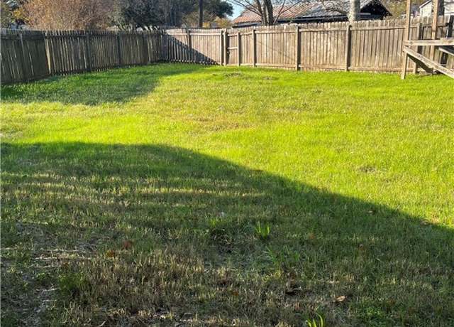 Property at 718 Hollis St, Normangee, TX 77871, 2 beds, 1 bath