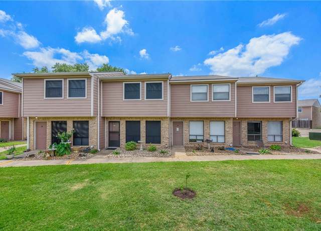 Property at 2807 Wildflower Dr #23, Bryan, TX 77802, 2 beds, 1.5 baths