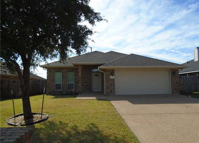 Property at 3718 Dove Hollow Ln, College Station, TX 77845, 4 beds, 2 baths