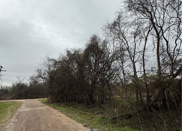 Property at 0 Mesquite St, Calvert, TX 77837