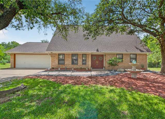 Property at 3501 Broad Oak Cir, Bryan, TX 77802, 5 beds, 3.5 baths
