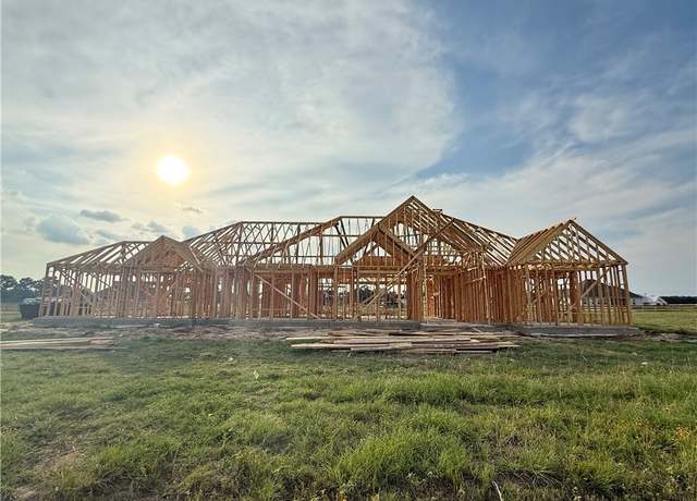Property at 7823 Luke Ct, Bryan, TX 77808, 4 beds, 3.5 baths