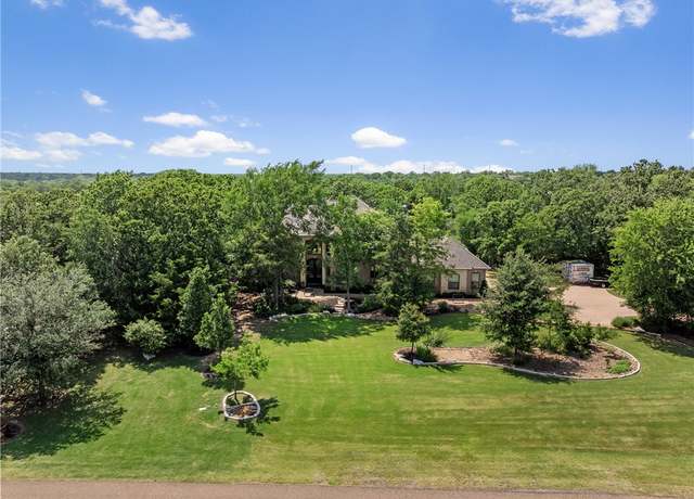 Property at 3049 Chaco Canyon Dr, College Station, TX 77845, 5 beds, 3.5 baths