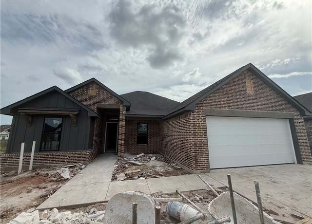 Property at 2803 Spector Dr, Bryan, TX 77808, 3 beds, 3 baths