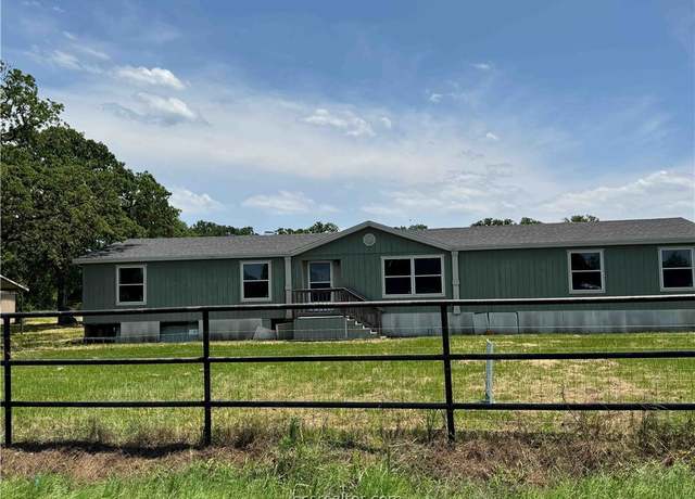 Property at 11459 Winstead Ln, Calvert, TX 77837, 4 beds, 2 baths