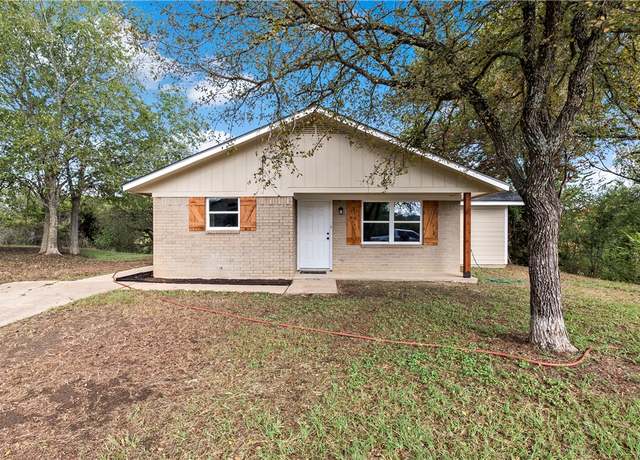 Property at 400 W Kleb St, Caldwell, TX 77836, 2 beds, 2 baths