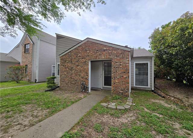 Property at 2500 Cross Timbers Dr, College Station, TX 77840, 2 beds, 2 baths