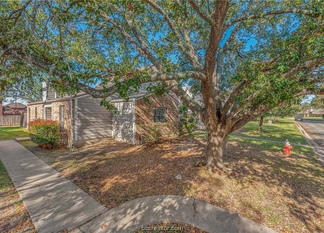 Property at 2516 Cross Timbers Dr, College Station, TX 77840, 2 beds, 2 baths