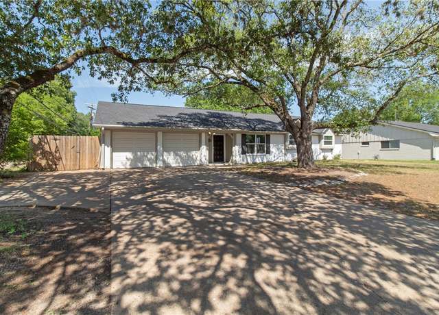 Property at 3301 Carter Creek Pkwy, Bryan, TX 77802, 4 beds, 3 baths