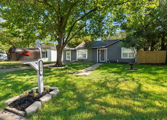 Property at 1506 E 28th St, Bryan, TX 77802, 3 beds, 2 baths