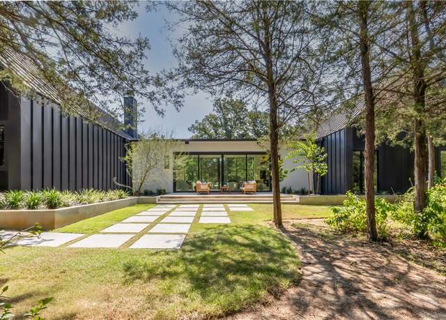 Property at 11851 Hopes Creek Rd, College Station, TX 77845, 3 beds, 4 baths