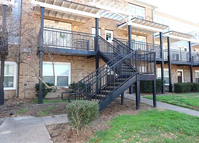 Property at 1725 Harvey Mitchell Pkwy S #1825, College Station, TX 77840, 3 beds, 3 baths