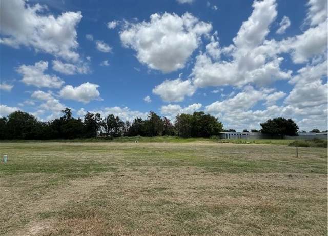 Property at 1636 Bennett St, Bryan, TX 77802