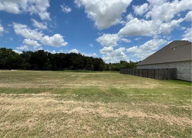 Property at 1612 Bennett St, Bryan, TX 77802