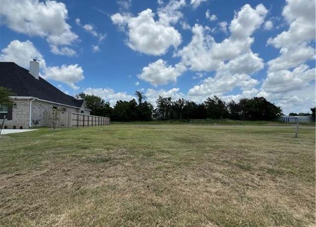 Property at 1632 Bennett St, Bryan, TX 77802