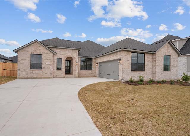 Property at 4308 Fox River Ln, Bryan, TX 77802, 4 beds, 2 baths