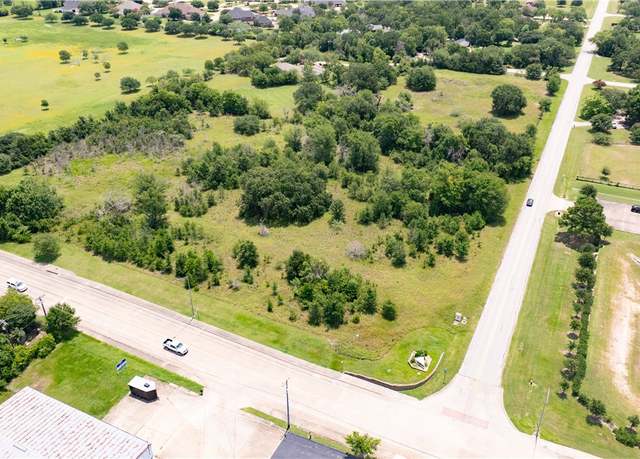 Property at 1201 Foxfire Dr, College Station, TX 77845