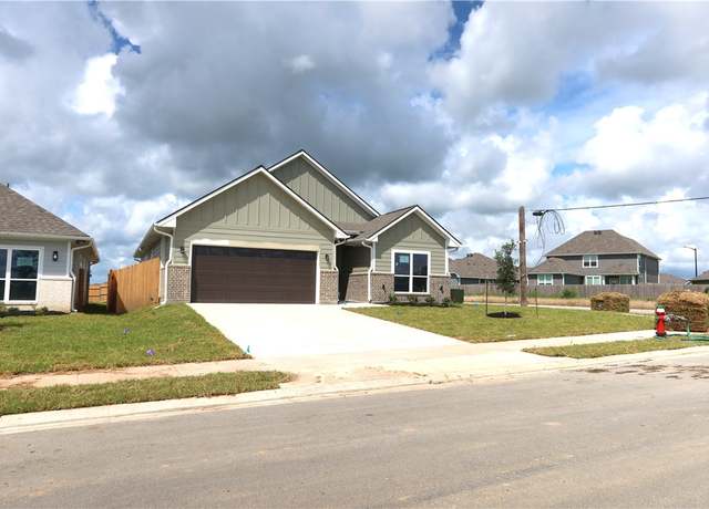 Property at 1977 Cambria Dr, Bryan, TX 77807, 3 beds, 2.5 baths