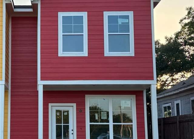 Property at 806 N Parker Ave N, Bryan, TX 77803, 2 beds, 2.5 baths