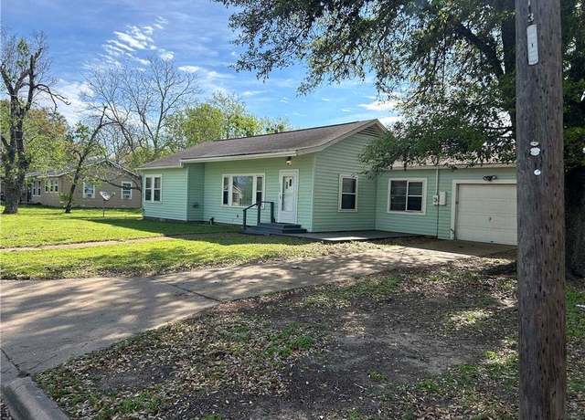 Property at 369 7th St, Somerville, TX 77879, 3 beds, 1 bath