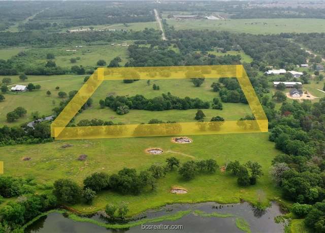 Property at 4342 Dobrovolny Ln W, Bryan, TX 77807