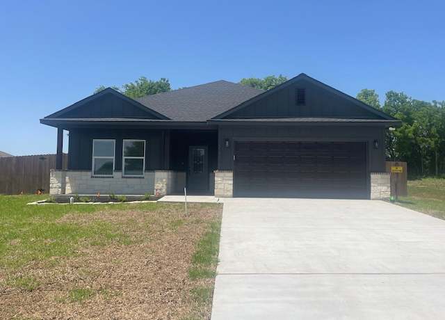 Property at 2303 White Wing Dr, Navasota, TX 77868, 3 beds, 2 baths