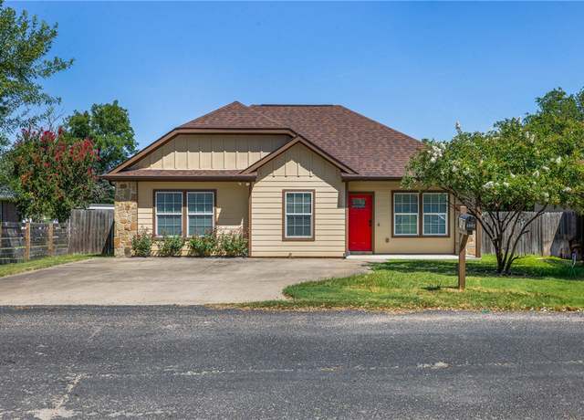 Property at 4002 High St, Bryan, TX 77808, 3 beds, 2 baths