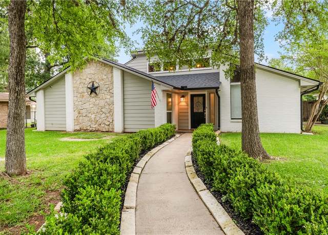 Property at 2502 Savannah Ct, College Station, TX 77845, 4 beds, 2 baths