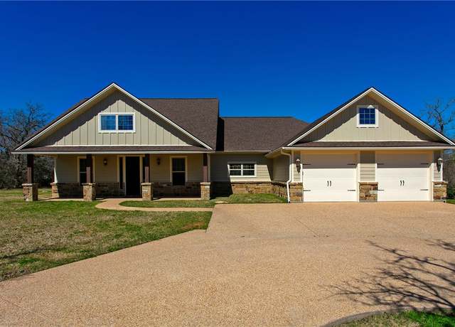Property at 19686 Pipeline Rd, College Station, TX 77845, 4 beds, 3.5 baths