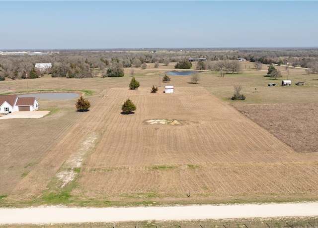 Property at 4599 Oakwood Ests, Bryan, TX 77808