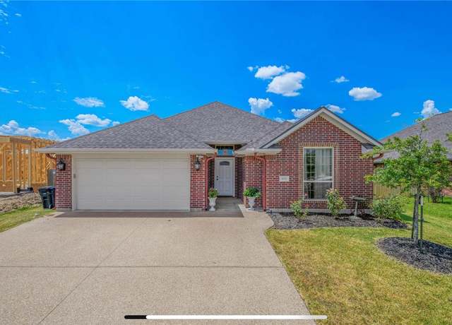 Property at 1011 Dove Chase Ln, College Station, TX 77845, 5 beds, 3 baths