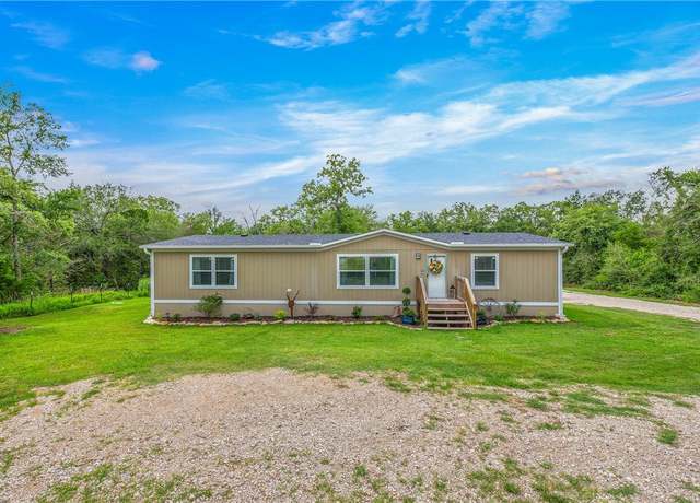 Property at 113 Oak Forest Rd, Somerville, TX 77879, 3 beds, 2 baths
