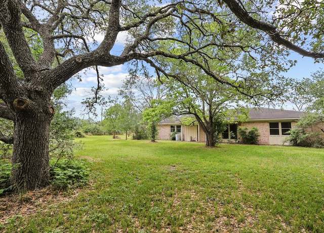 Property at 9342 White Creek Rd, College Station, TX 77845, 4 beds, 2 baths