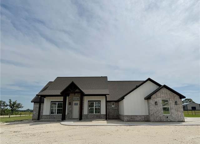 Property at 3201 Hunters Crossing Trl, Bryan, TX 77808, 4 beds, 3 baths