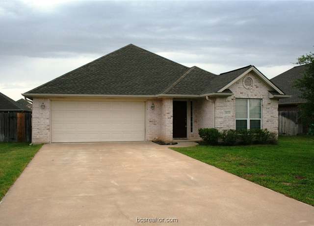 Property at 1013 Gardenia St, College Station, TX 77845, 4 beds, 3 baths
