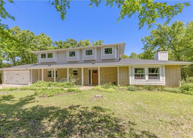 Property at 1503 Foxfire Dr, College Station, TX 77845, 4 beds, 3 baths