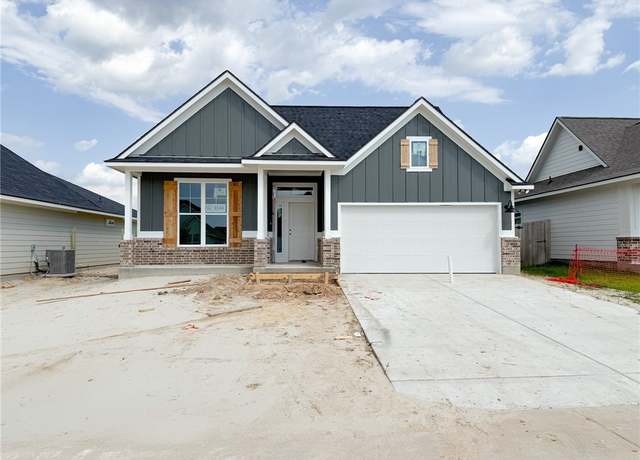 Property at 3144 Margaret Rudder Pkwy, Bryan, TX 77808, 3 beds, 2 baths