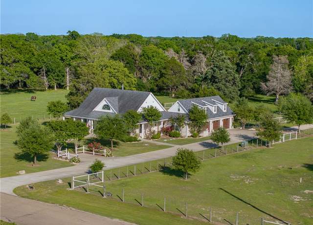 Property at 1189 Fawn Lake Dr, Bryan, TX 77808, 4 beds, 3 baths