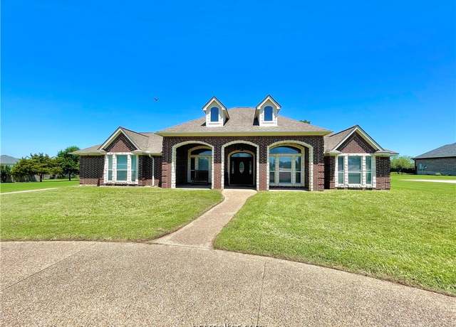 Property at 4017 Austins Estates Dr, Bryan, TX 77808, 4 beds, 3 baths