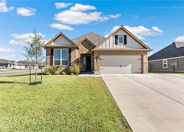 Property at 1419 Kingsgate Dr, Bryan, TX 77807, 4 beds, 3 baths