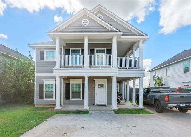Property at 102 Sterling St Unit A, College Station, TX 77840, 5 beds, 5.5 baths
