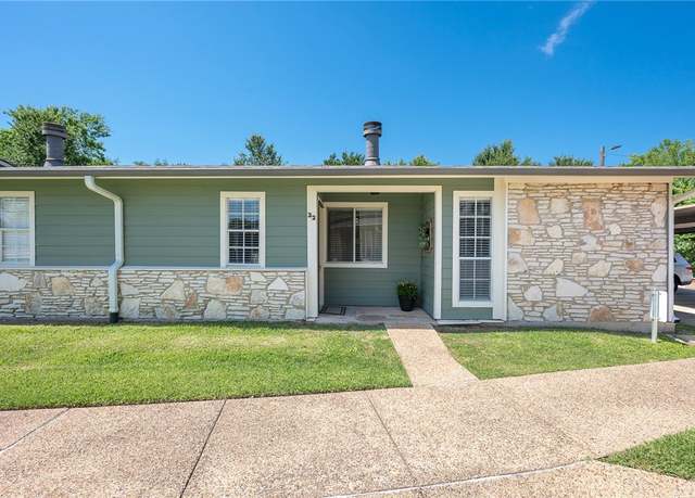 Property at 2800 Longmire Dr #22, College Station, TX 77845, 2 beds, 1 bath